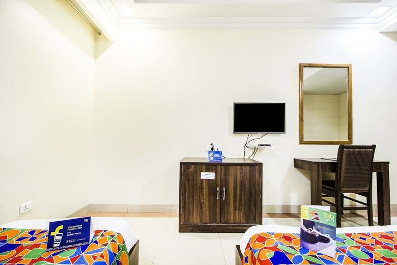 Fabhotel Aay Kay Model Town