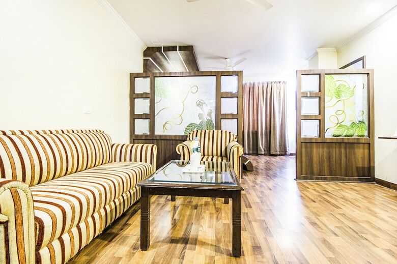 Fabhotel Aay Kay Model Town