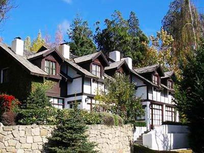 Pailahue Caba�as Lodge