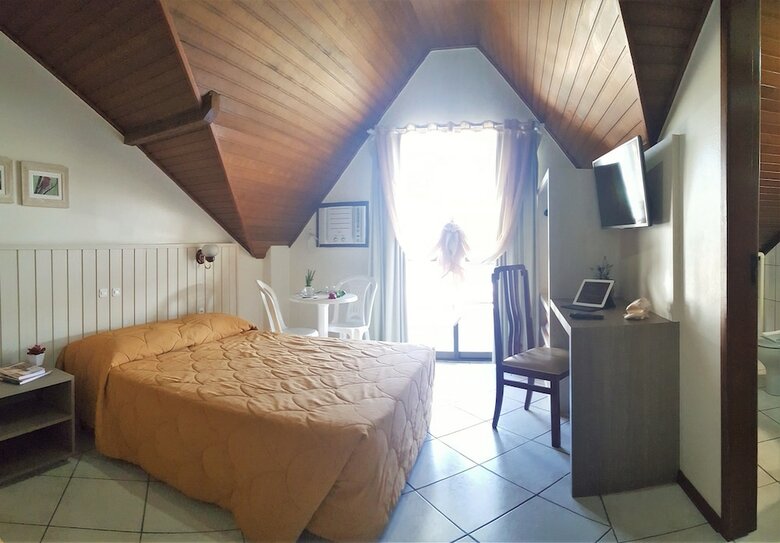 Apartamentos Bomar Residence