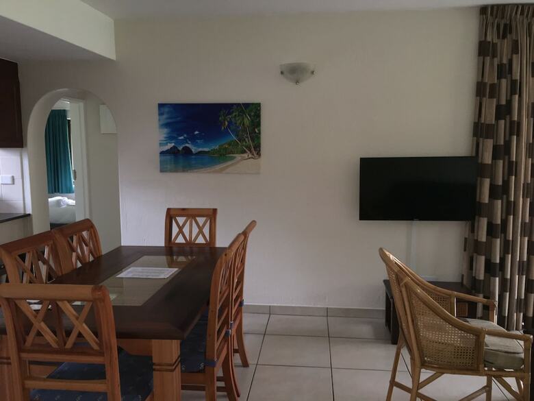 Apartamentos La Lucia Sands