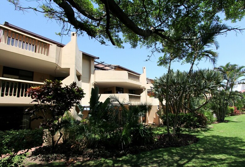 Apartamentos La Lucia Sands