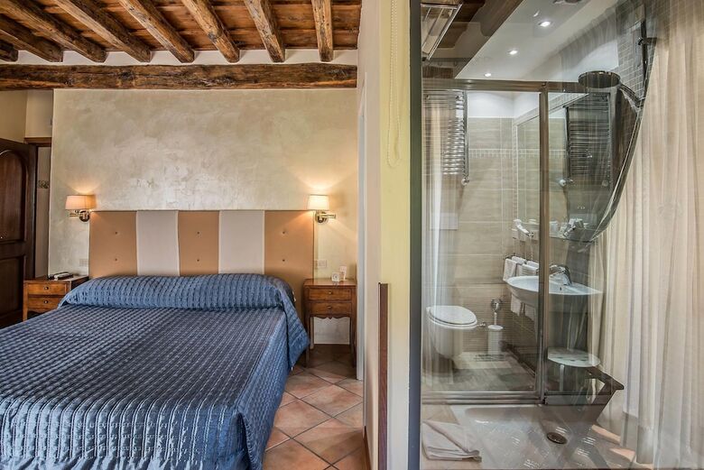 Hotel Relais Le Clarisse A Trastevere
