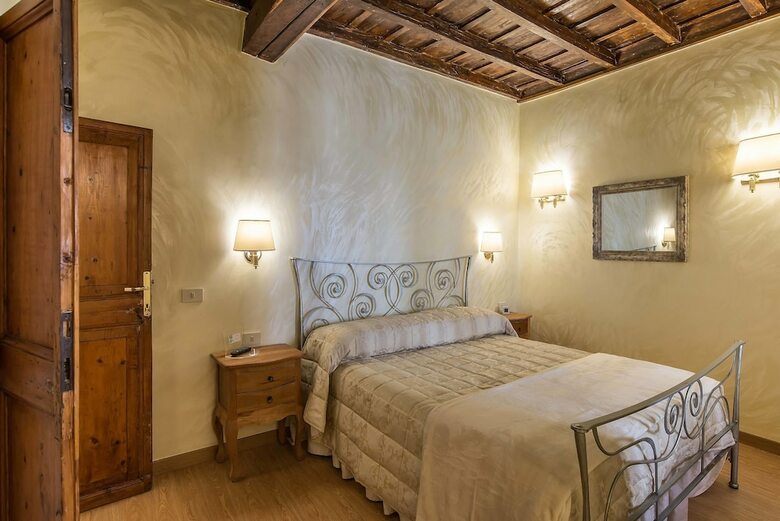 Hotel Relais Le Clarisse A Trastevere
