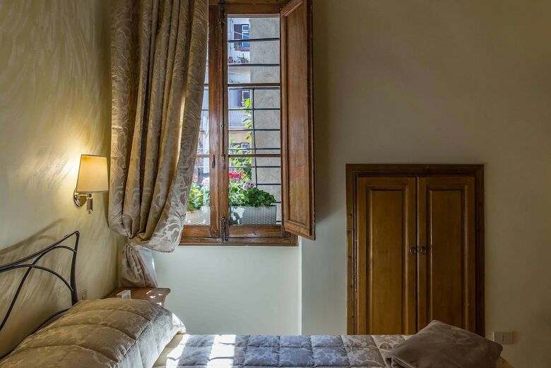 Hotel Relais Le Clarisse A Trastevere