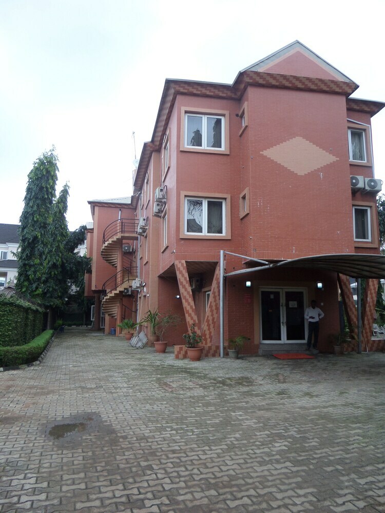 Hotel Chez Moi Apartments