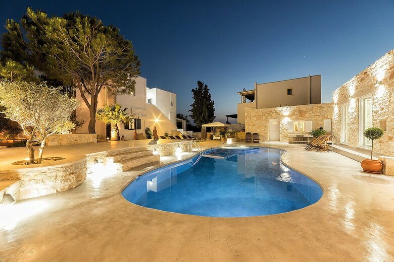 Apartamentos Villa Pela