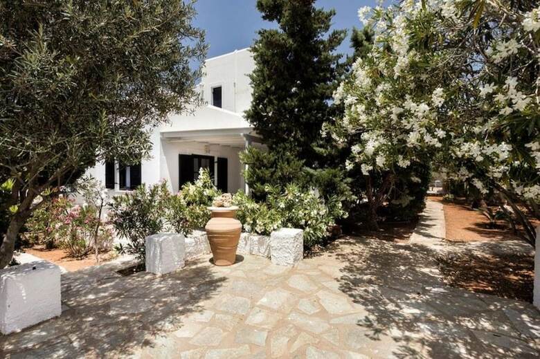 Apartamentos Villa Pela