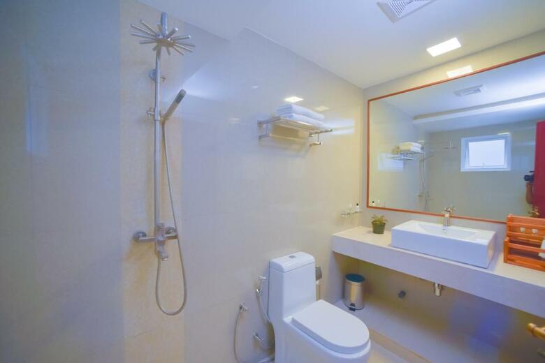 Hotel Hathaa Beach Maldives