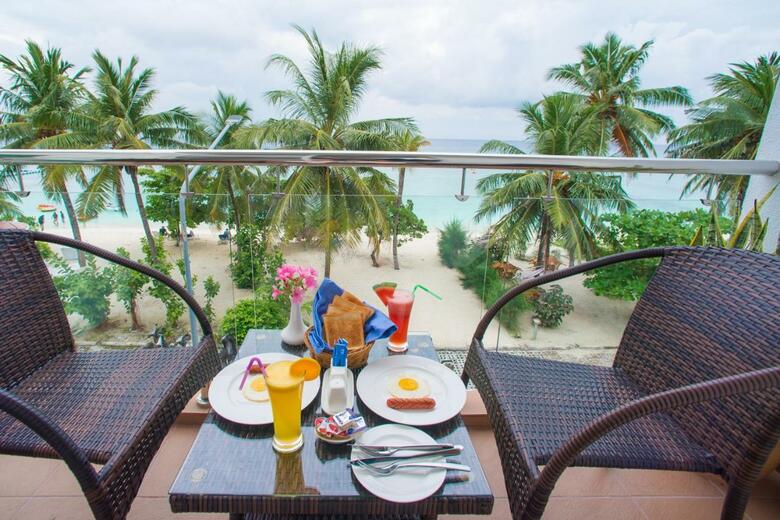 Hotel Hathaa Beach Maldives