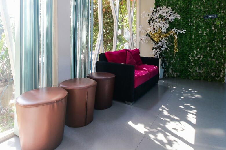 Hotel Airy Mataram Airlangga Lombok