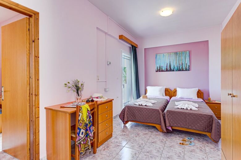 Apartamentos Eden Beach Hotel