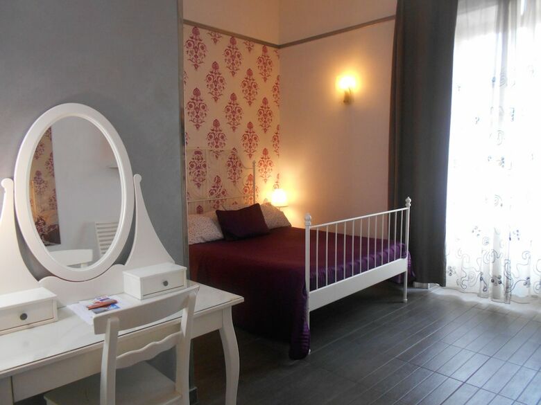 B&B Orlando Suites