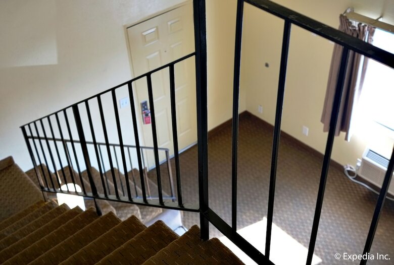 Motel Key Inn & Suites