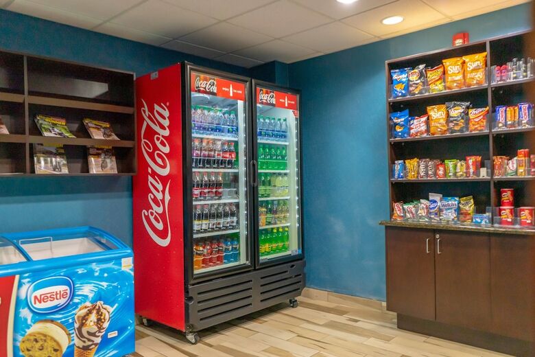 Hotel Holiday Inn Express & Suites Roanoke Rapids Se