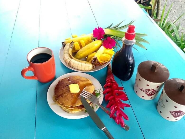 Hostal Wood House Hostel