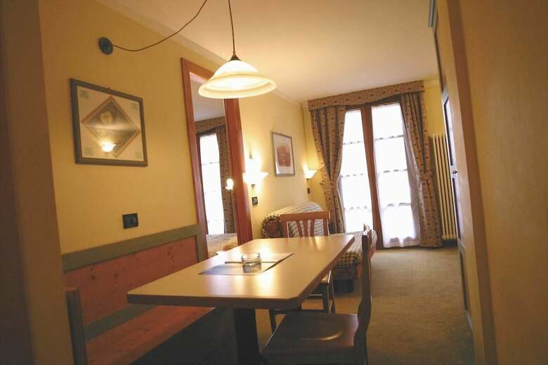 Residencia Rta Nevesole Folgarida