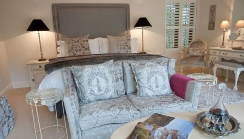 Hotel Fernwood Manor