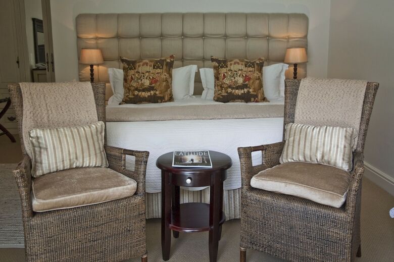 Hotel Fernwood Manor