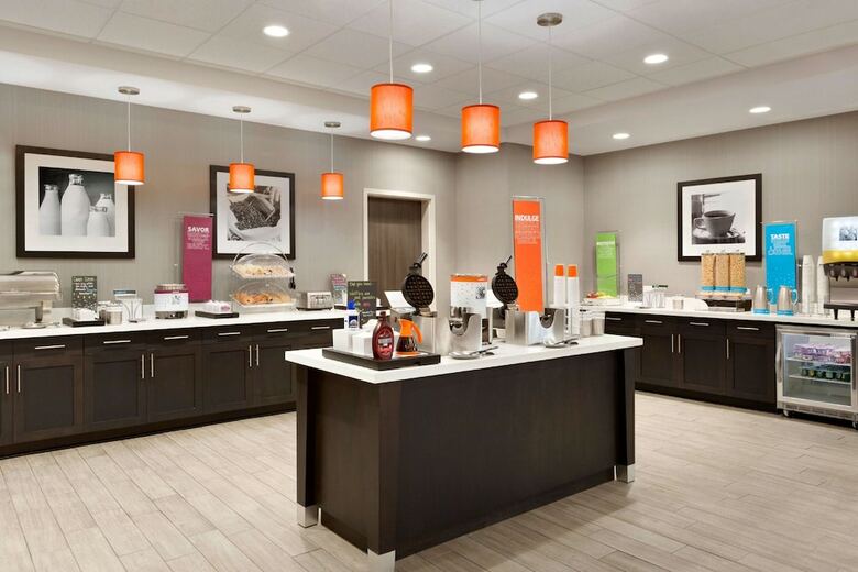 Hotel Hampton Inn North Olmsted Cleveland Airport
