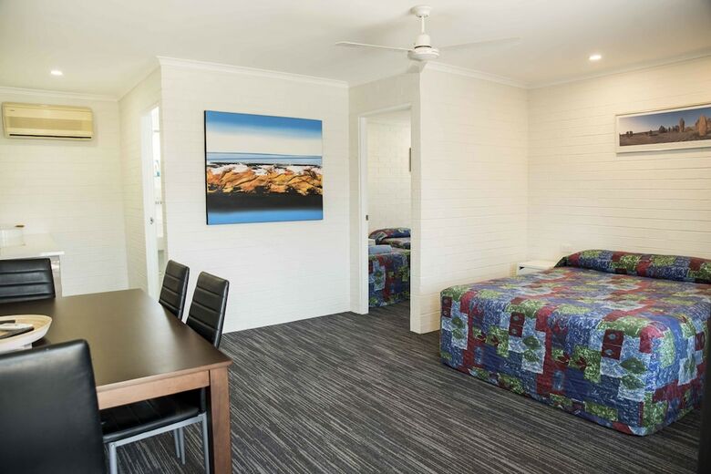 Hotel Coastal Bay Motel Coffs Harbour