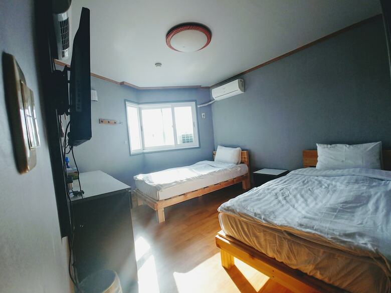 Shiny Hotel