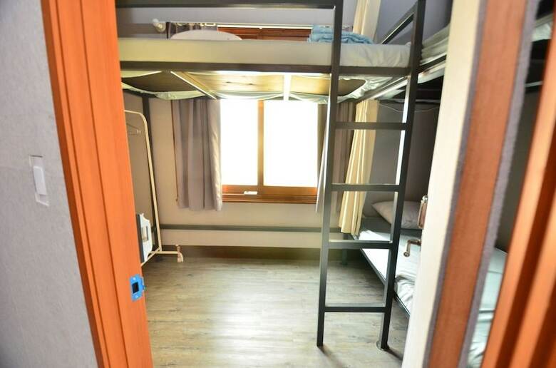 Hostal Michigan House - Hostel