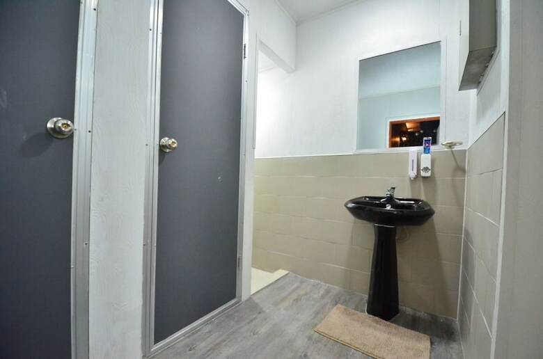 Hostal Michigan House - Hostel