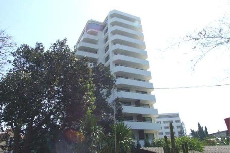 Apartamentos The Monaco Residence Pattaya