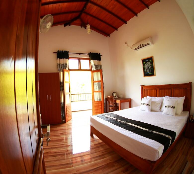 Hotel Grand Residence