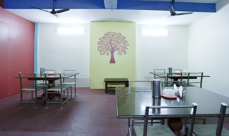 Hotel Treebo Trend Grace Inn White Town