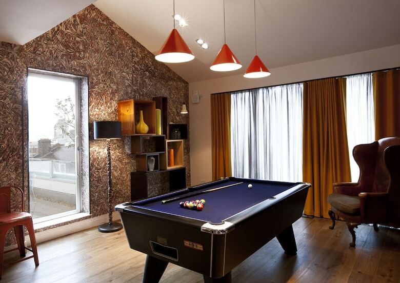 Hotel H Club London
