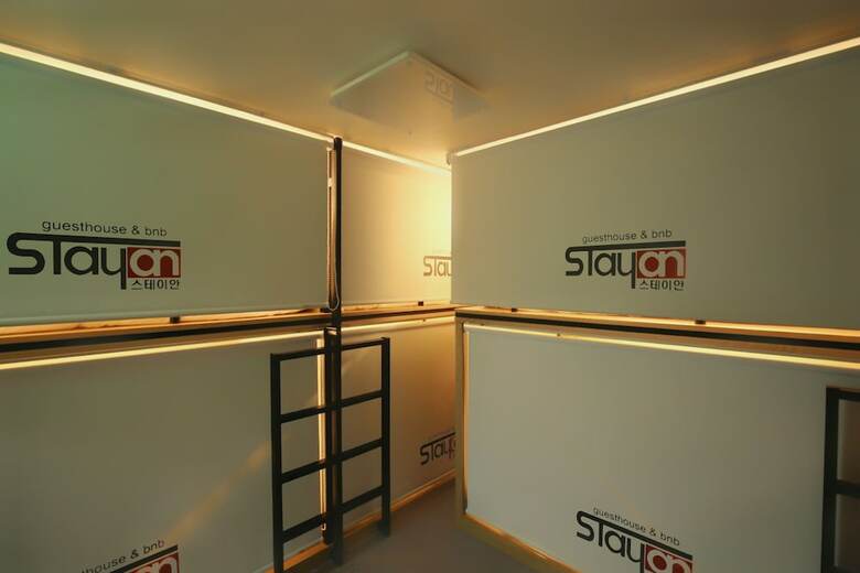 Hostal Stayan - Hostel