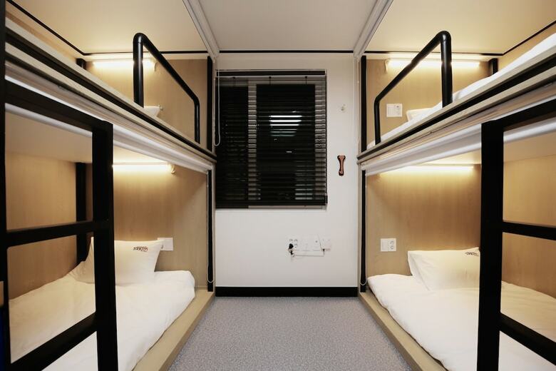 Hostal Stayan - Hostel