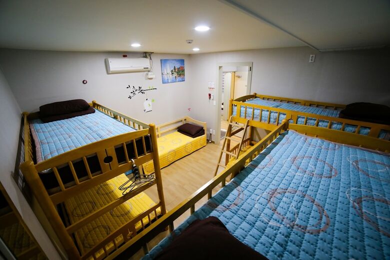 Hostal Sopoong Guest House - Hostel
