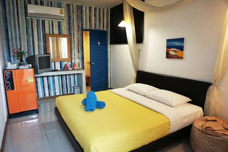 Hotel Baan I Taley On Sea