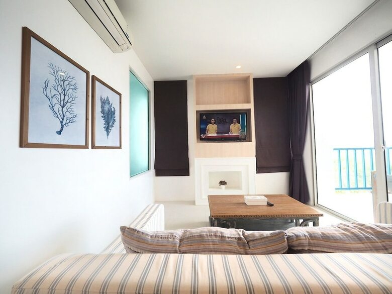 Hotel Costa Village Bangsaray