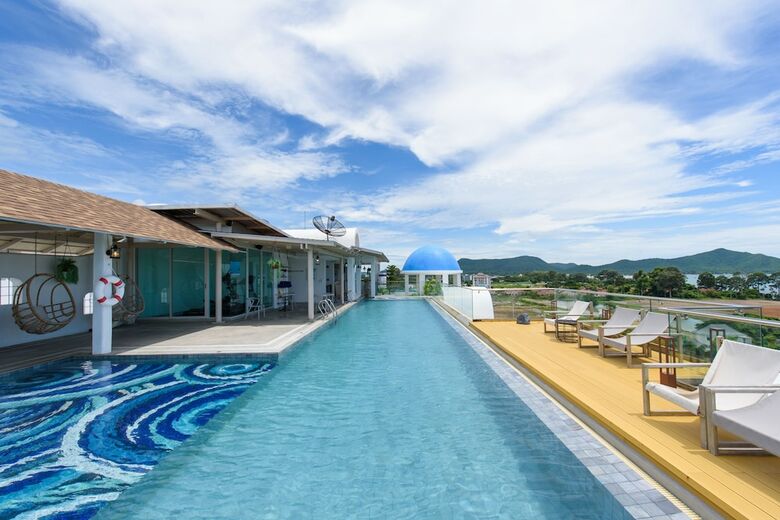 Hotel Costa Village Bangsaray