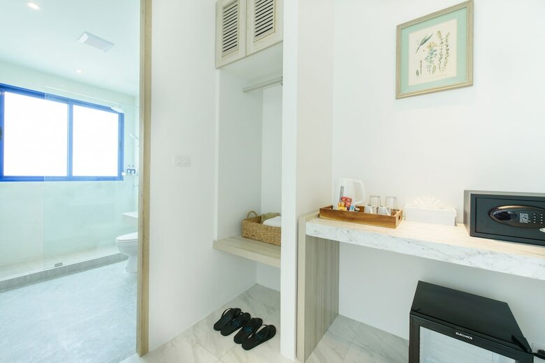 Hotel Costa Village Bangsaray