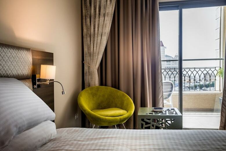 Hotel Ramada By Wyndham Nazareth