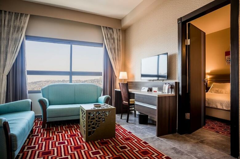 Hotel Ramada By Wyndham Nazareth