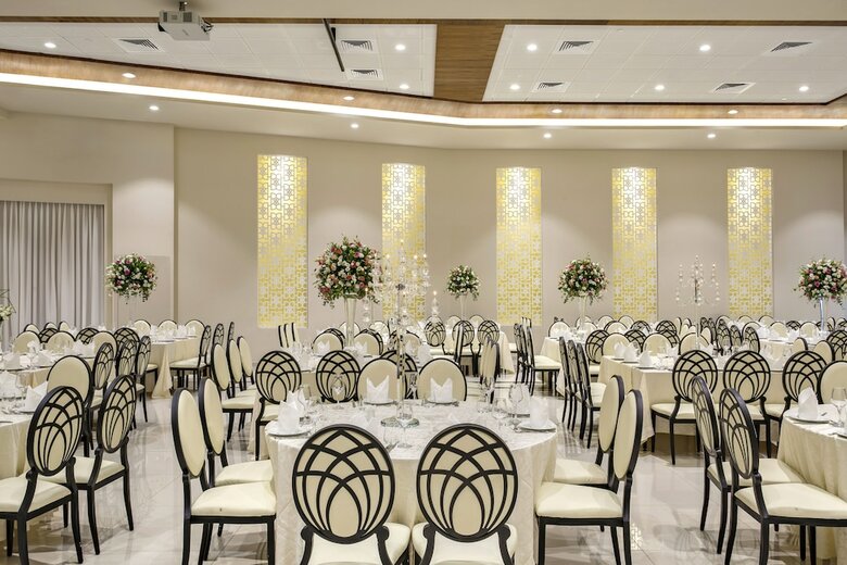 Hotel Ramada By Wyndham Nazareth