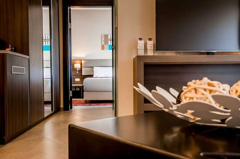 Hotel Ramada By Wyndham Nazareth