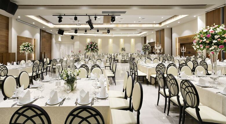 Hotel Ramada By Wyndham Nazareth