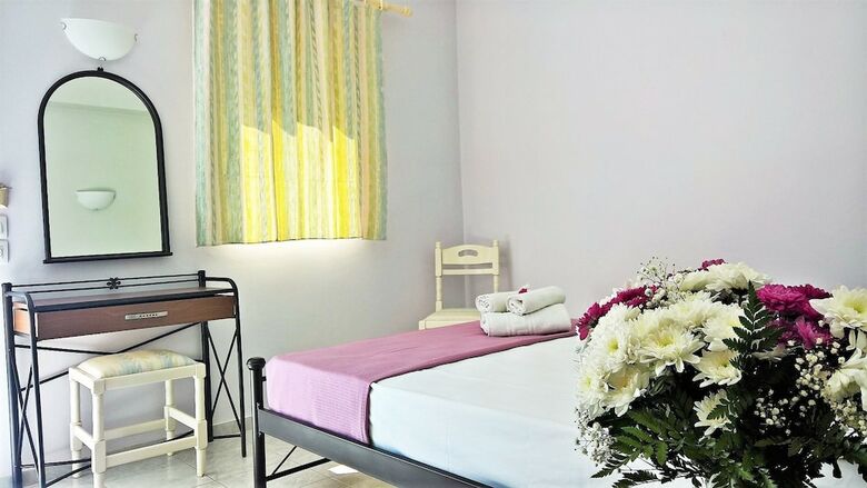 Aloni Studios & Apartments