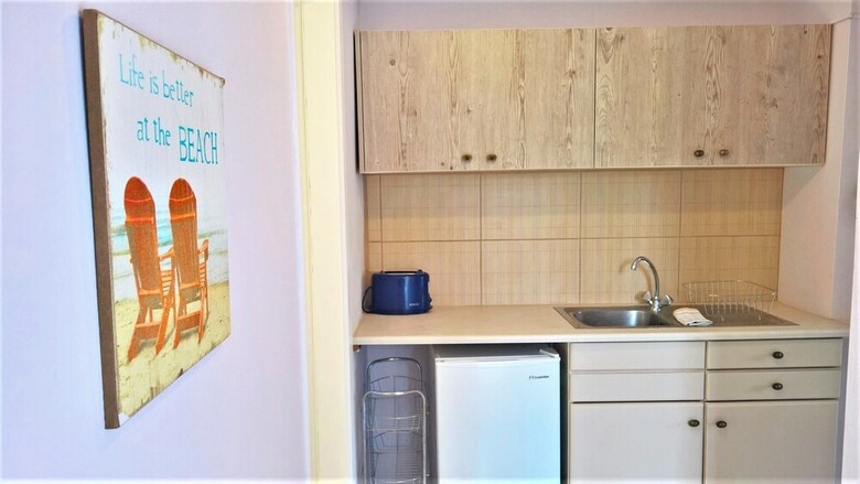 Aloni Studios & Apartments