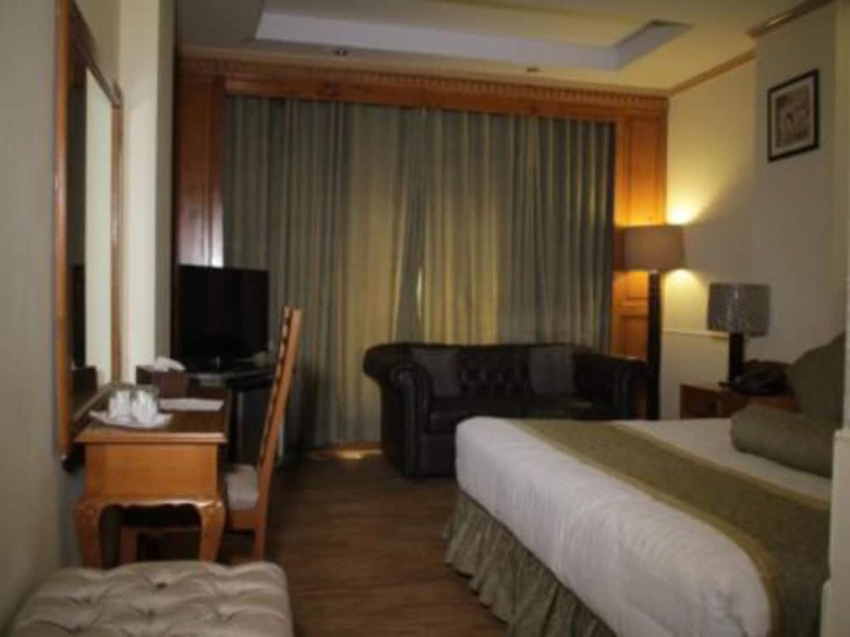Hotel Hilton Suites