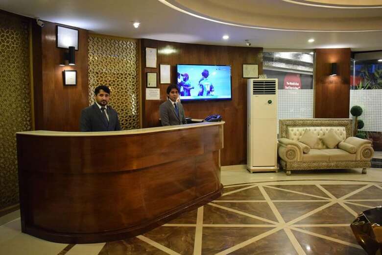 Hotel Hilton Suites