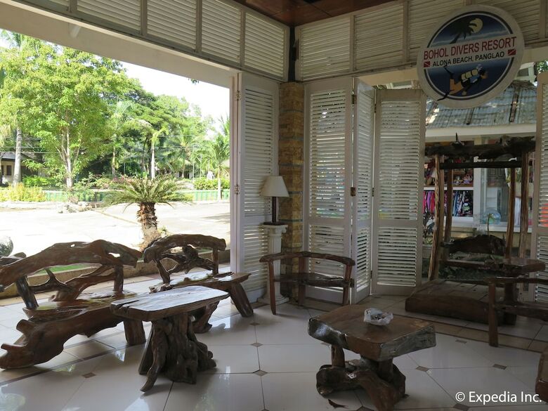 Hotel Bohol Divers Resort