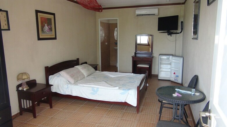 Hotel Mb's Garden Inn